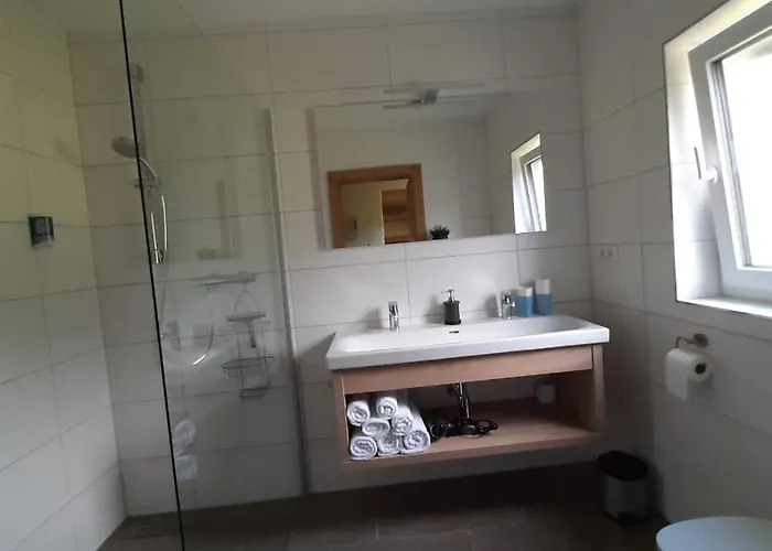 Zeegershof 3* היטרוואנג