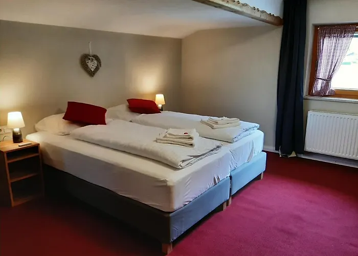 Zeegershof 3* היטרוואנג